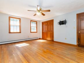 14 Onondaga Ln, Medfield MA 02052