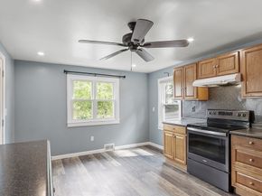257 Spruce St, Leominster MA 01453
