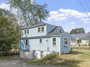 257 Spruce St, Leominster MA 01453