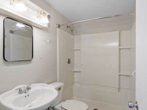 257 Spruce St, Leominster MA 01453