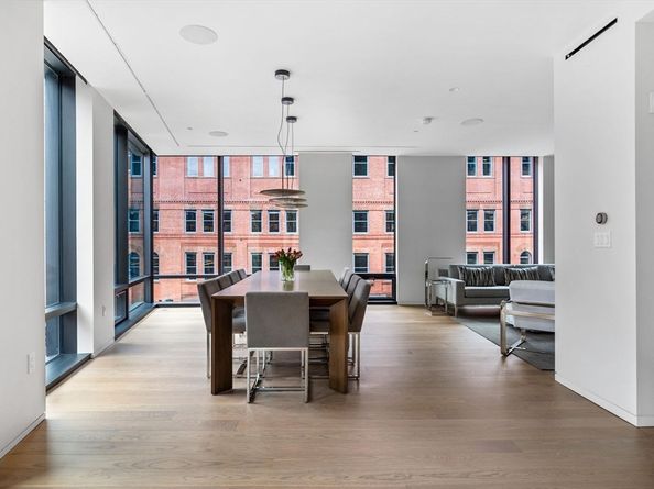 10 Farnsworth 3A, Boston MA 02210