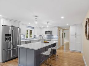 18 Captain Browns Ln, Acton MA 01720