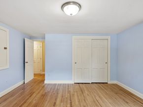 18 Captain Browns Ln, Acton MA 01720