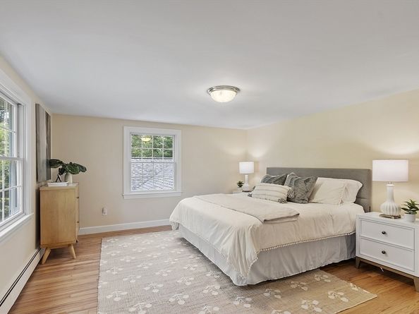18 Captain Browns Ln, Acton MA 01720
