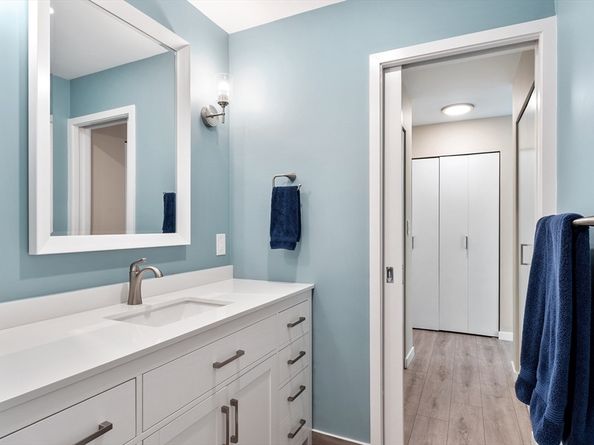 4 Canal Park 609, Cambridge MA 02141
