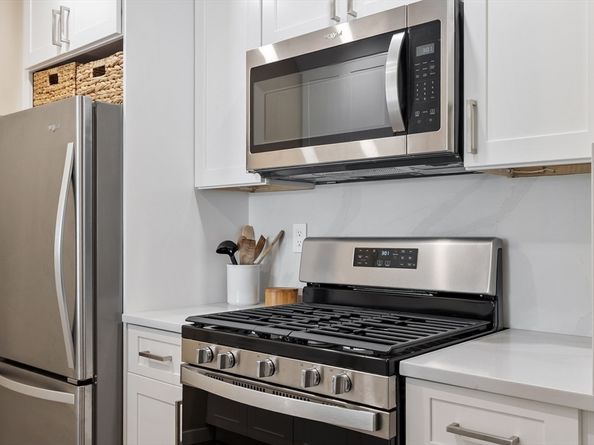 4 Canal Park 609, Cambridge MA 02141