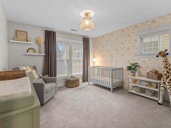 7 Blair Grn, Weymouth MA 02190