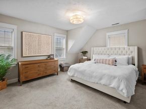 7 Blair Grn, Weymouth MA 02190