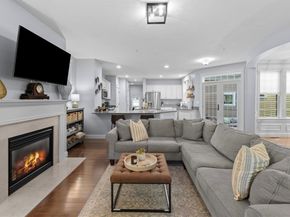 7 Blair Grn, Weymouth MA 02190