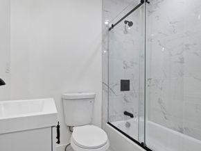 86 West St, Newton MA 02458