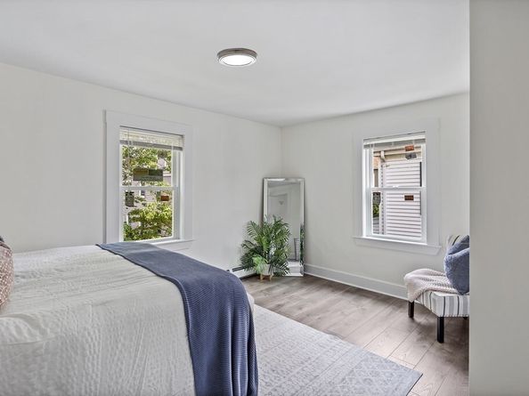 86 West St, Newton MA 02458