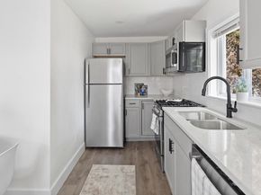 86 West St, Newton MA 02458