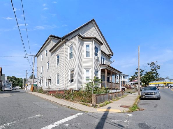 447 Boston St, Lynn MA 01905