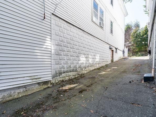 39 Cook Ave 2, Chelsea MA 02150