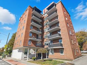 125 Trapelo Road 21, Belmont MA 02478