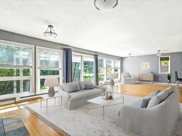 45 King Road, Holbrook MA 02343