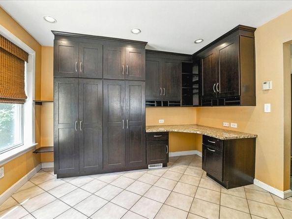 45 King Road, Holbrook MA 02343