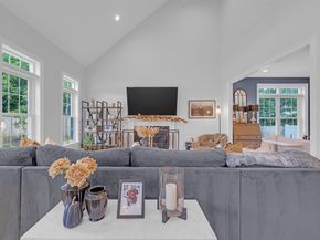 38 Cherry St B, Hudson MA 01749