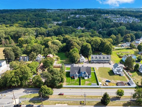 38 Cherry St B, Hudson MA 01749
