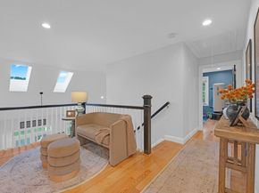 38 Cherry St B, Hudson MA 01749