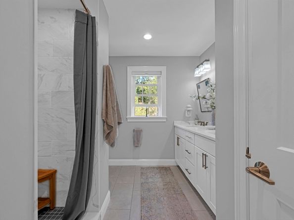 38 Cherry St B, Hudson MA 01749
