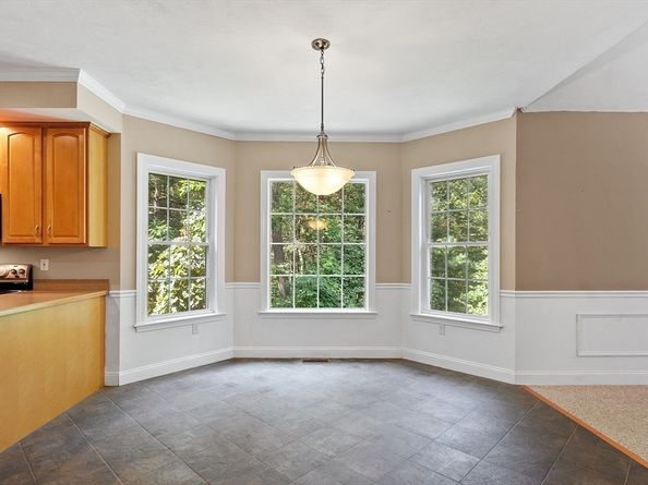 268 North St, Upton MA 01568