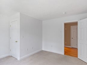 268 North St, Upton MA 01568