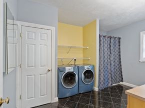 268 North St, Upton MA 01568