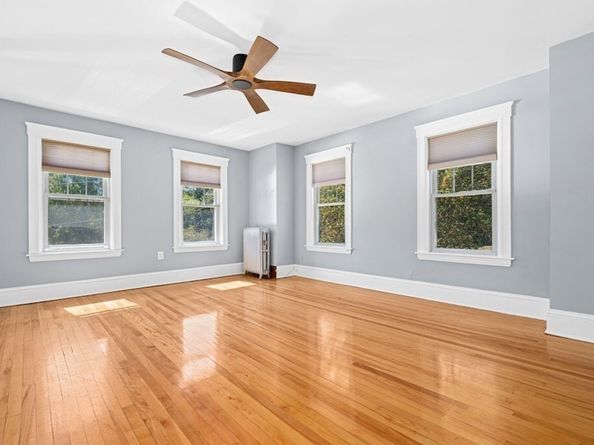 612 Grove St, Worcester MA 01605