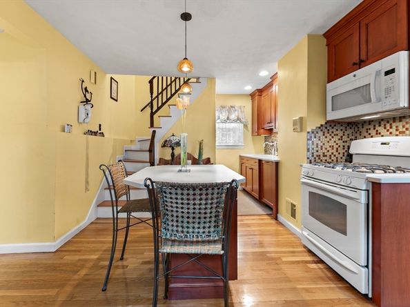 14 Margin St, Peabody MA 01960
