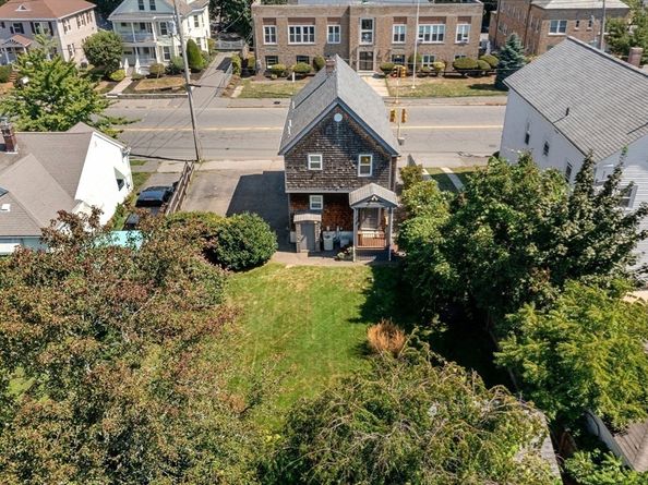 14 Margin St, Peabody MA 01960