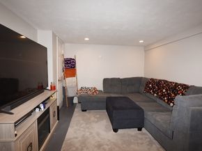 89 West St, Pembroke MA 02359