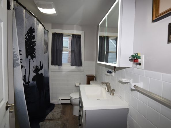 89 West St, Pembroke MA 02359