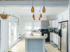 35 Bacon Street, Warren MA 01083