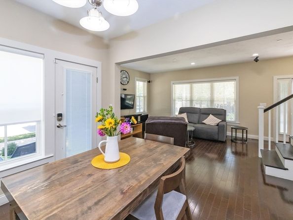1 Sandpiper Grn, Weymouth MA 02190