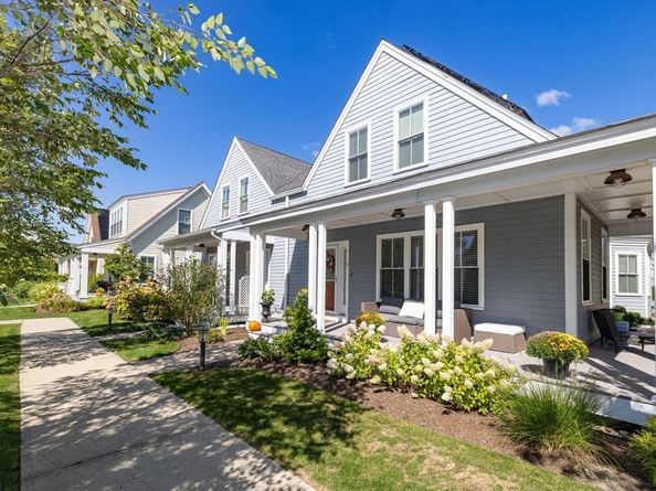 1 Sandpiper Grn, Weymouth MA 02190