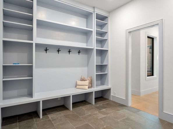 48 Sherburne Rd, Lexington MA 02421