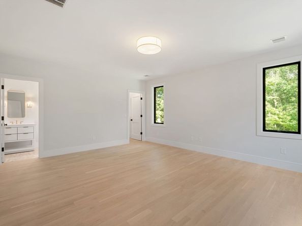 48 Sherburne Rd, Lexington MA 02421