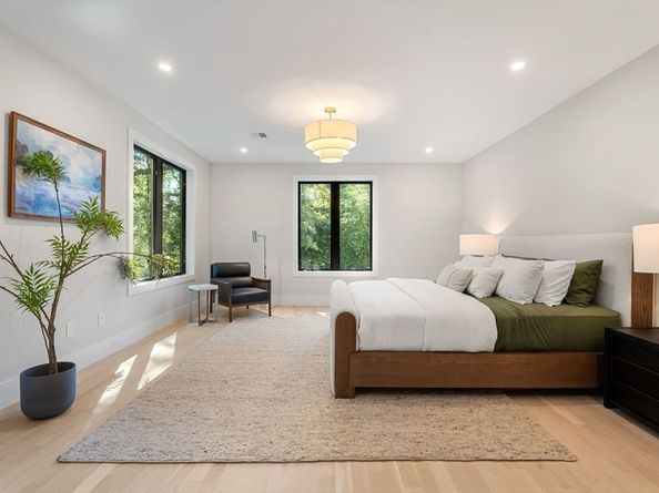 48 Sherburne Rd, Lexington MA 02421