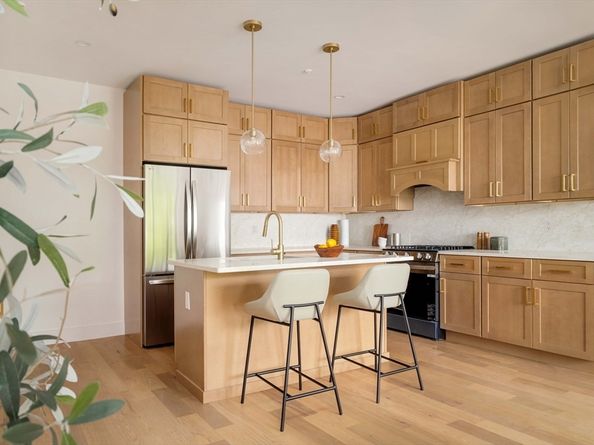 95 Addison Street PH9, Boston MA 02128