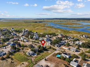 128 Old Point Rd, Newburyport MA 01950