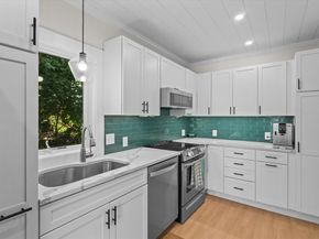 128 Old Point Rd, Newburyport MA 01950