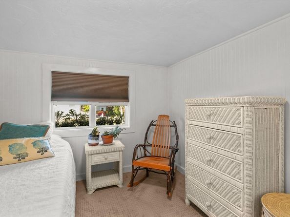 128 Old Point Rd, Newburyport MA 01950