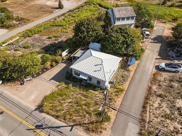 128 Old Point Rd, Newburyport MA 01950