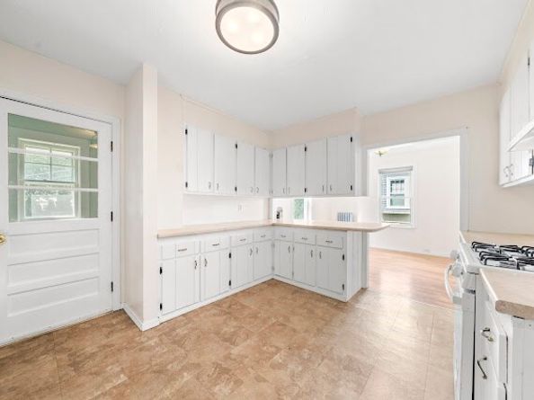 7 Guild Rd, Worcester MA 01602