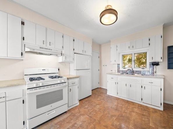 7 Guild Rd, Worcester MA 01602