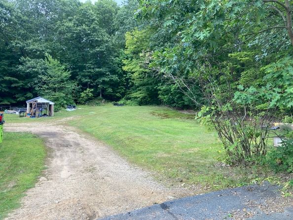31 Carpenter St, Warren MA 01083