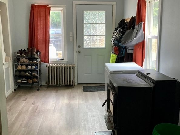 31 Carpenter St, Warren MA 01083