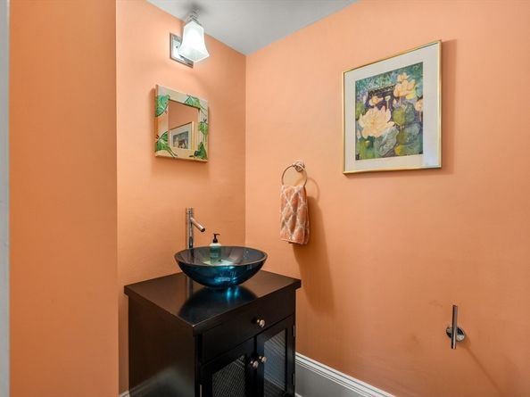 90 Waban Park 2, Newton MA 02458