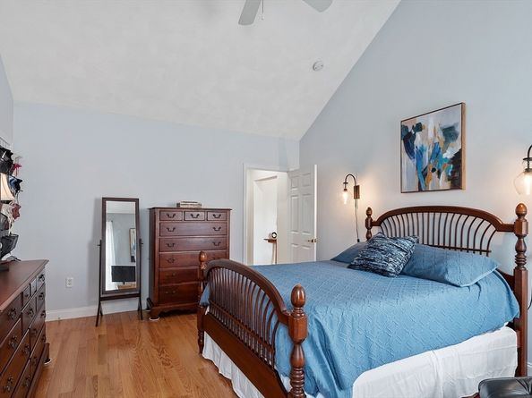 11 Emerald Court 11, Tewksbury MA 01876